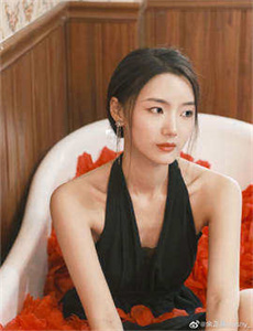 第一次爱的人免费观看电视剧-七仙女艳史肉艳史在线观看