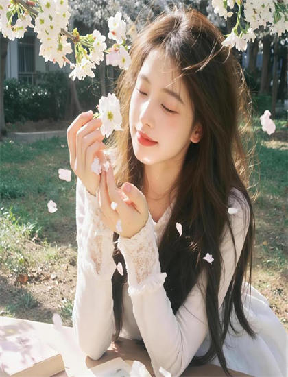 妩媚小女人头像_满目星回又思卿短剧免费观看_虎啸龙吟全集在线观看